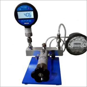 Low Range Pressure And Vaccum Pump With Stand and Isolation Valve By JAPSIN INSTRUMENTATION
