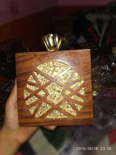 Wooden Clutch By PARNAVI TRADERS