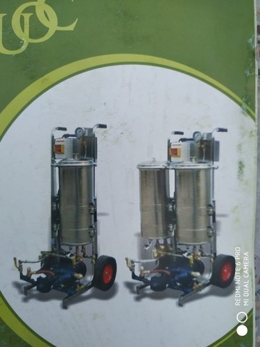 Hydraulic oil filtration machine