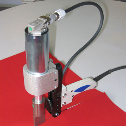 Ultrasonic Fabric Cutter