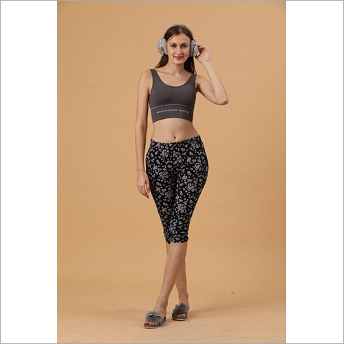 Ladies Printed Capri