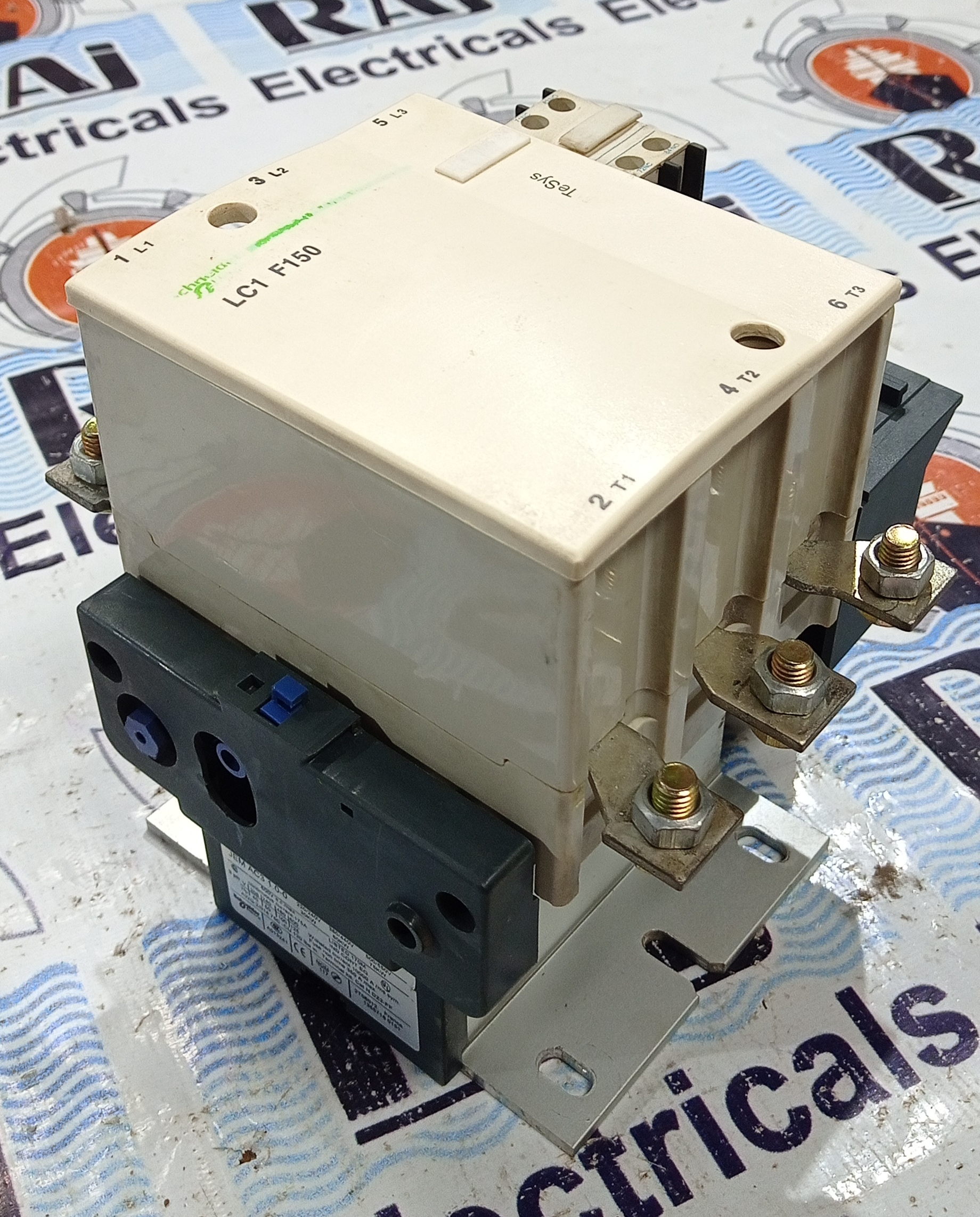 SCHNEIDER LC1F150 CONTACTOR