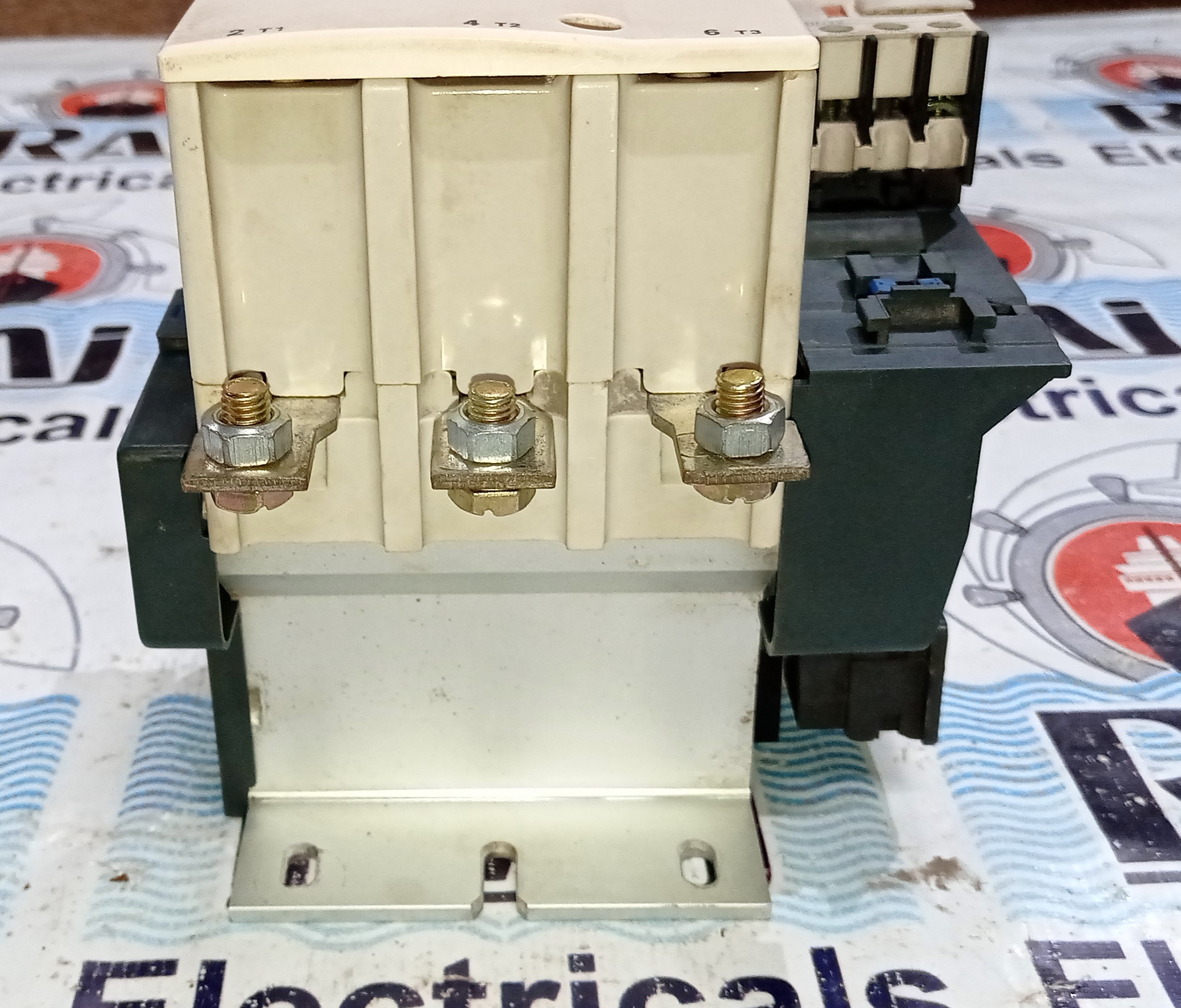 SCHNEIDER LC1F150 CONTACTOR