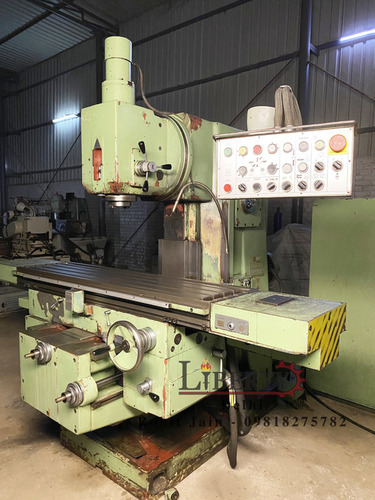 TOS FGV 40 Vertical Milling Machine