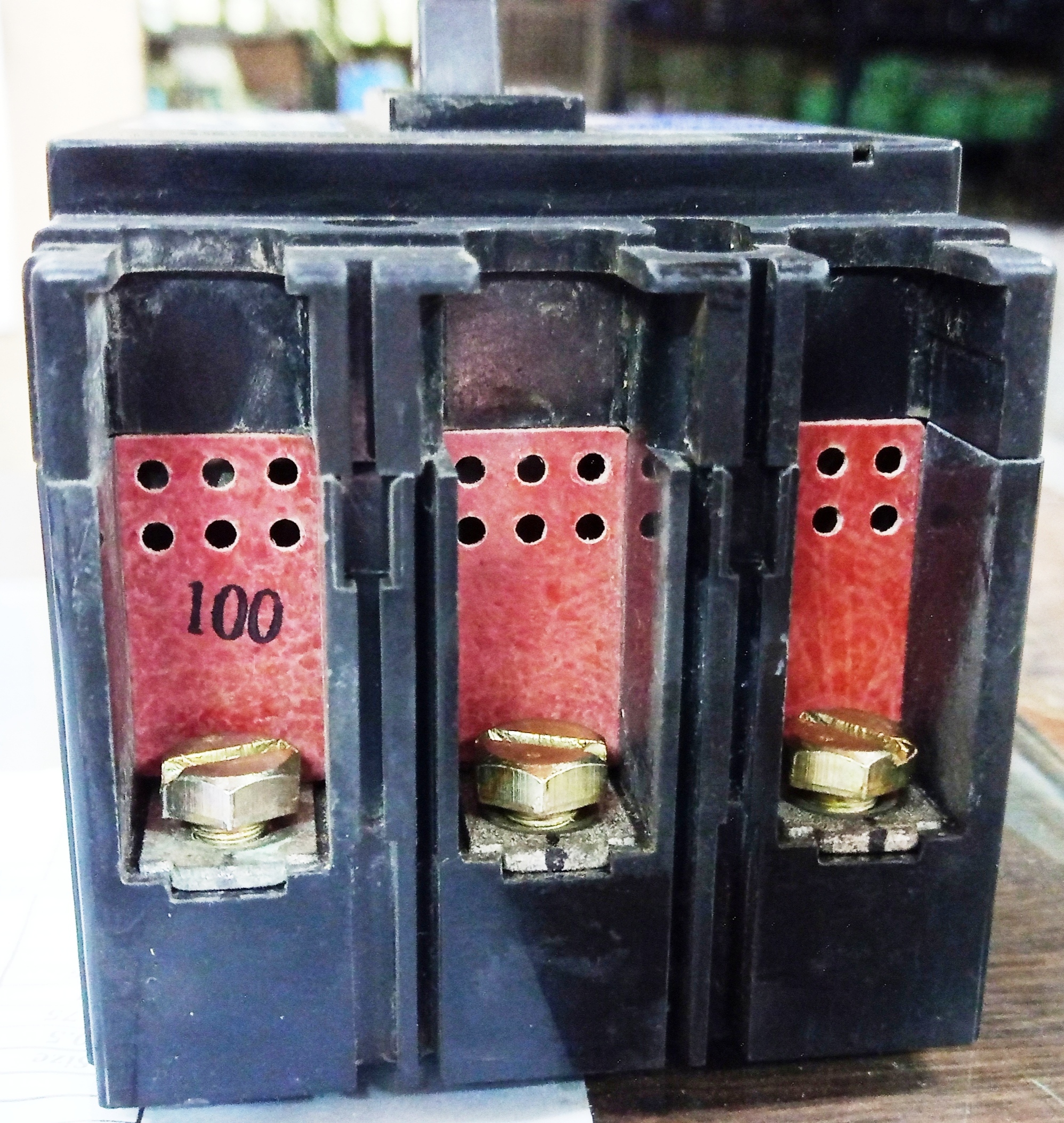 TERASAKI (XH100NS) 100AMP MCCB