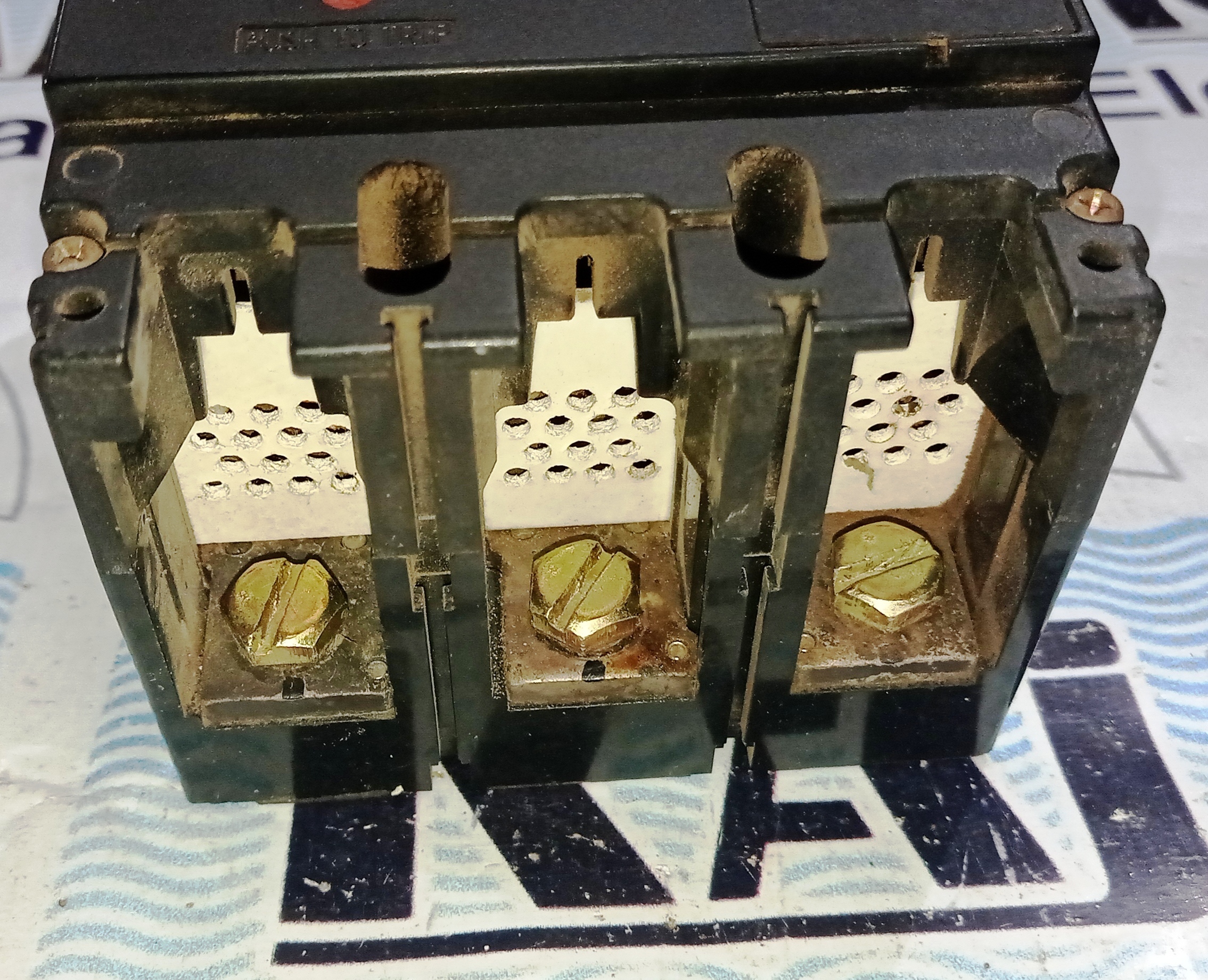 TERASAKI (XS225NS) 225AMP MCCB