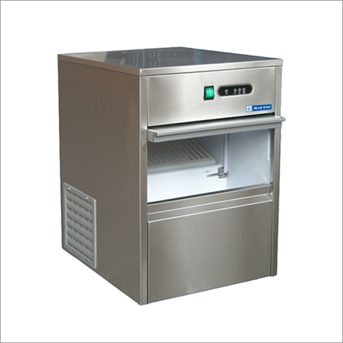 Stainless Steel Ice Cube Machine By STAR REFRIGERATION AND AIRCONDITIONING