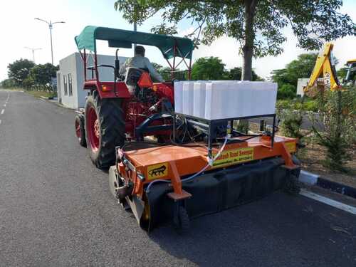 Road Sweeping Machine - Color: Orange