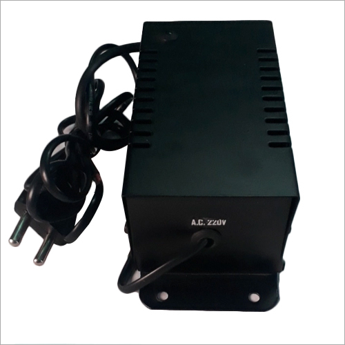Power Adapter With Meta Box And Metal Plate Efficiency: High
