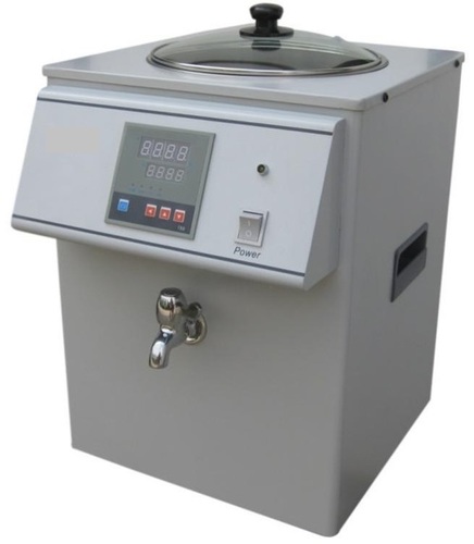 ConXport Paraffin Dispensers By CONTEMPORARY EXPORT INDUSTRY