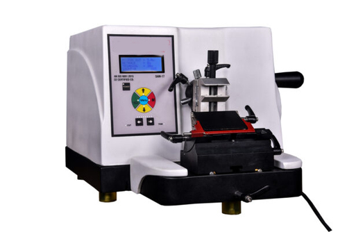 SEMI AUTOMATIC MICROTOME - Ergonomic Design, Compact Dimensions | Electronic Precision Feed, Zero-Backlash Vertical Guidance, Maintenance-Free Operation, Smooth-Running Handwheel, Easy One-Hand Specimen Change