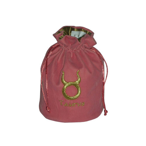 Satin Lining Velvet Drawstring Jewelry Bag Capacity: 100 Gram Kg/Day