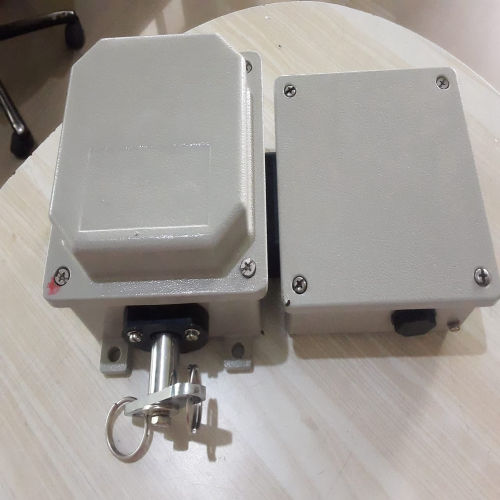 Pull Cord Switch With Junction Box