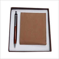 A Set 1488 Leatherette Gift Sets