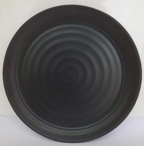 SWIFT INTERNATIONAL Lightweighted Melamine Round Premium Range Full Size (11 Inch) Dinner/Lunch Plates (4, Matte Black)