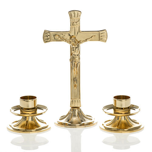 BARSS ALTAR CROSS WITH JESUS WITH TWO CANDLE HOLDER CHURCH SUPPLIES By BRASSWORLD INDIA