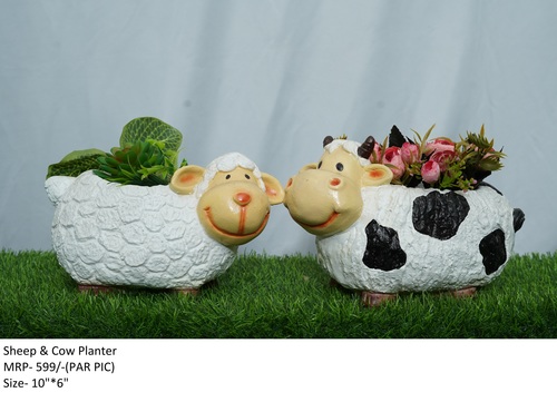 Sheep & Cow Planter - Resin and Fiber Material, Decorative Size in Millimeters, White Color Design | Ideal for Unique Home Decoration