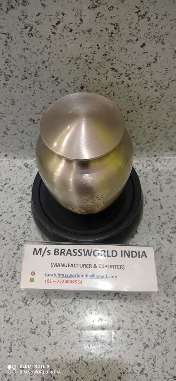 BRASS GOLDEN PET PAW ENGRAVED SILVER CREMATION URN FUNERAL SUPPLIES