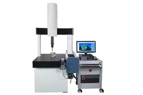 CO-ORDINATE MEASURING MICROSCOPE