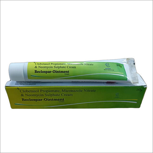 Clobetasol Propionate Miconazole Nitrate And Neomycin Sulphate Cream