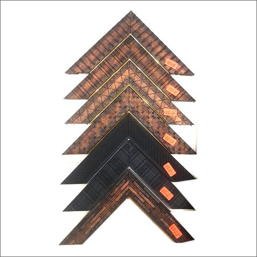 Modern Photo Frame Molding