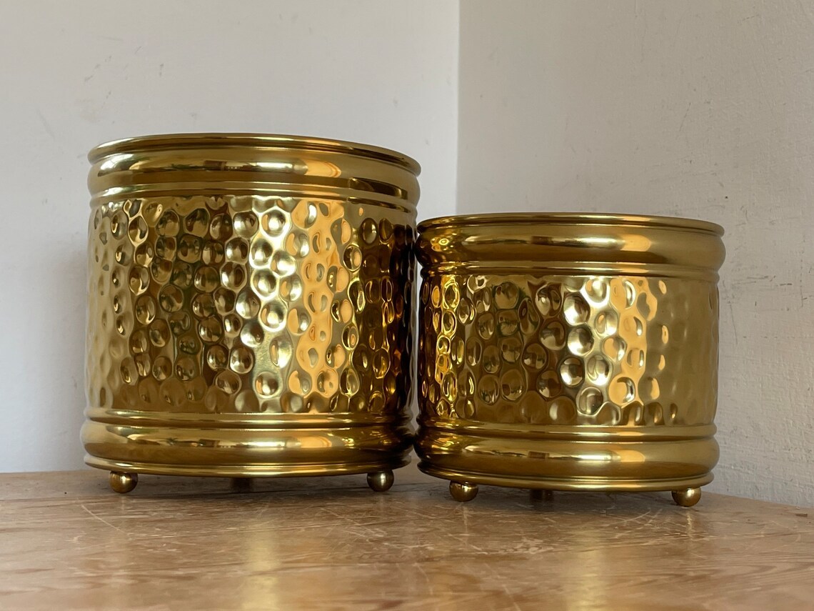 BRASS GRAPES ENGRAVED PLANTER