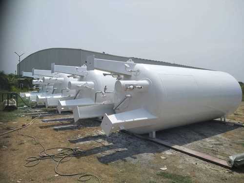 Cryogenic Oxygen Tanks - Capacity: 10000 Liters Ltr
