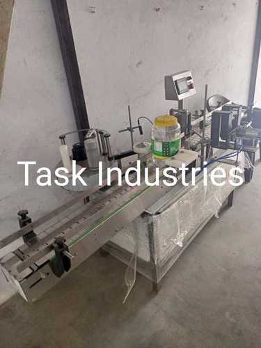 Round Bottle Labeling Machine