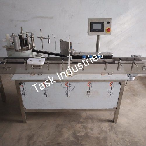 Lubricant Oil Bottle Labeling Machine