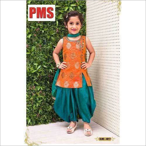 Girls Orange and Green Suits Wholesaler,Supplier,Trader In New Delhi