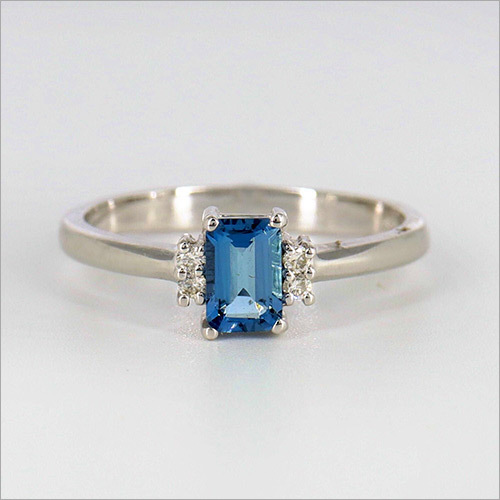 14K Solid White Gold Ring Set With Aquamarine & Diamonds