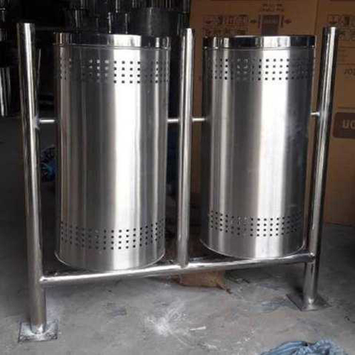 Stainless Steel Pole Dustbin