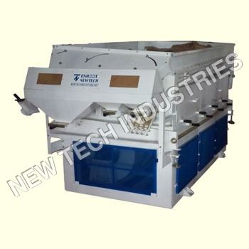 Gravity Separator Capacity: 200Kg - 6Tons Kg/Hr