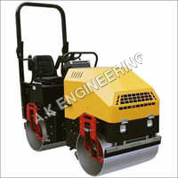 UNI 1200 Ride On Roller