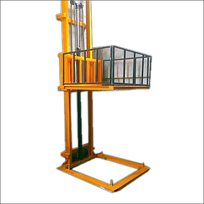 Hydraulic goods lift