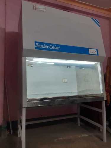 Bio Safety Cabinet with Poly Carbonate Sheet