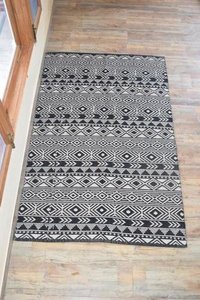 Woven Cotton Chenille Rug - 4x6 Feet, Black/white | Handmade, Anti-slip, Quick Drying, Washable, Water Absorbent