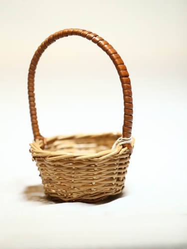 Mini Basket With Medium Handle 3x2 Inch