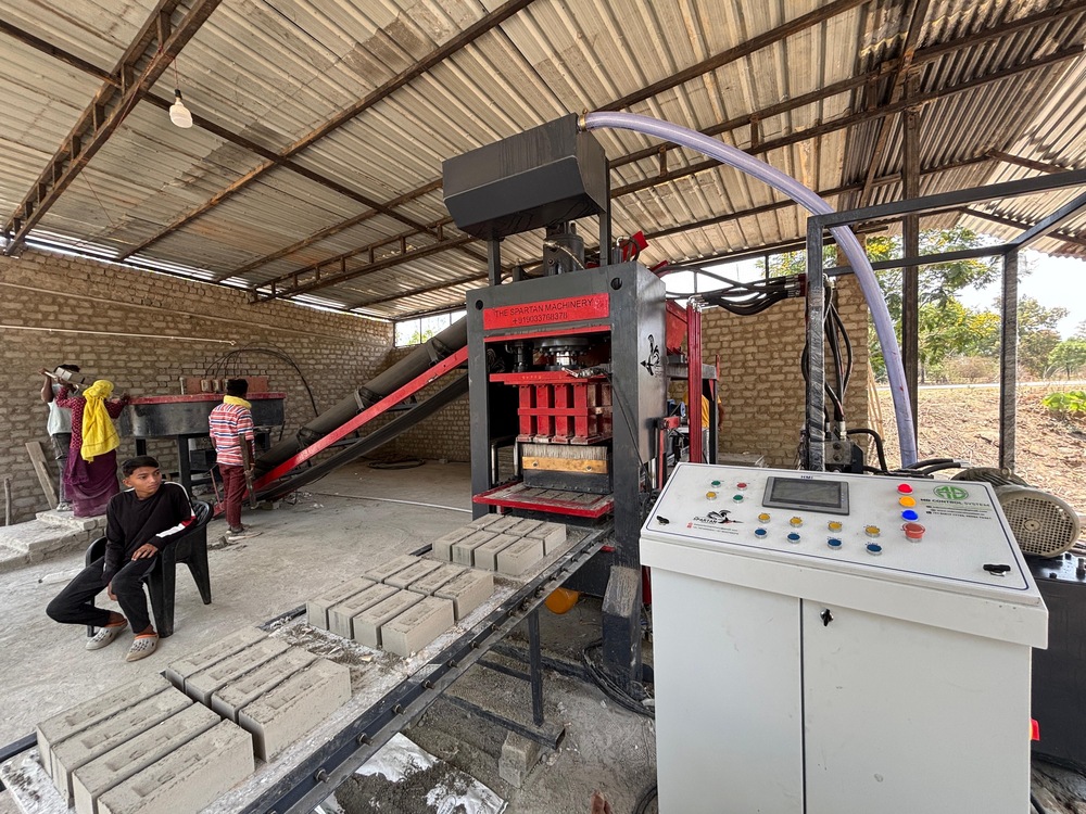 Automatic Fly Ash Bricks Making Machine - Feature: High Durability
