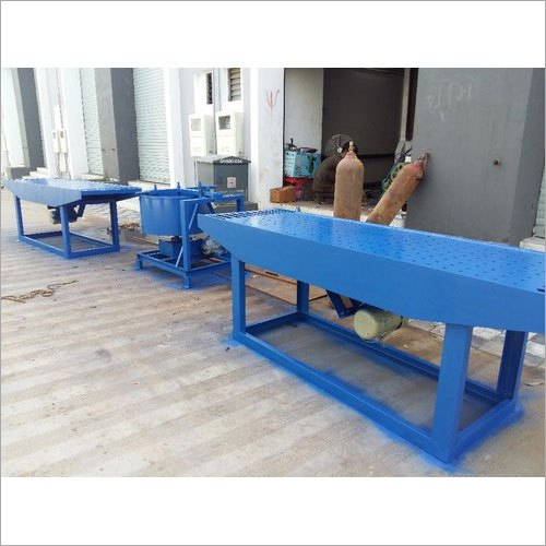 Mild Steel Concrete Vibrating Table By THE SPARTAN MACHINERY