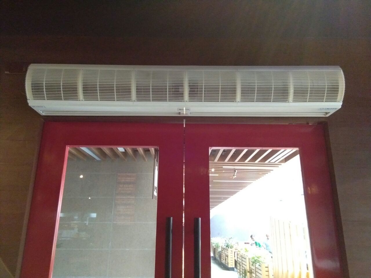 Shaullintiger Commercial Air Curtain