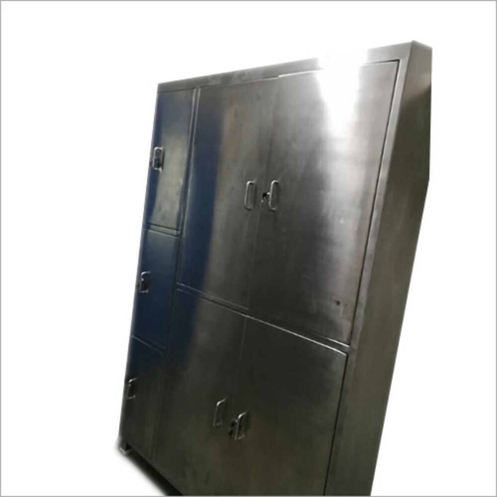 Cleanroom Garment Storage Cubicle - Feature: Long Service Life