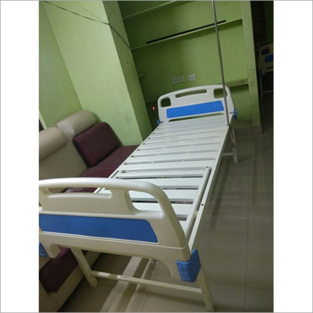 Plain Hospital Bed - Feature: Durable