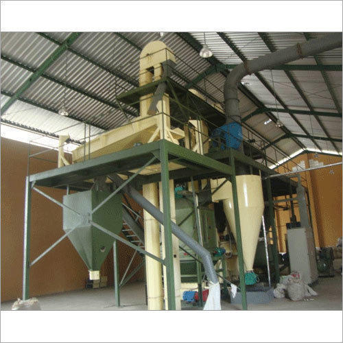 Semi Automatic Cattle Pallet Feed Plant