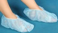Non woven shoe cover machine