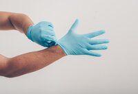 SmileCare Nitrile Examination Gloves - Nitrile Material, Textured Surface for Enhanced Grip | Superior Puncture and Chemical Resistance, Latex-Free for Sensitive Skin