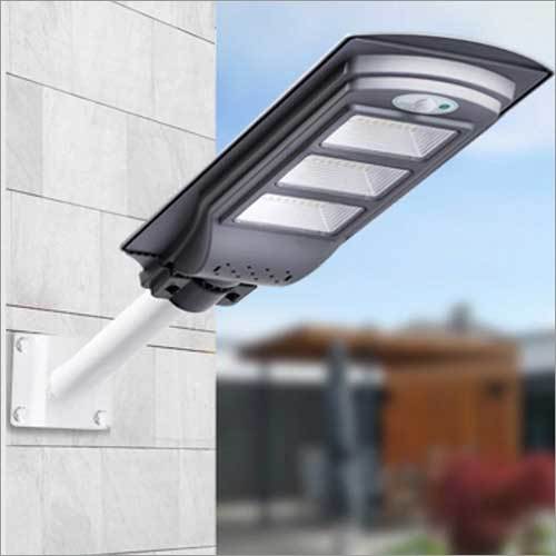 Self Contained Street Light