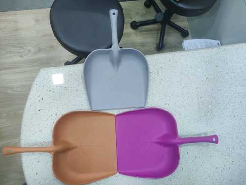 Semi Version Dust Pan