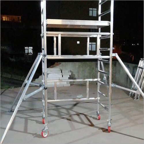 Mobile Aluminum Scaffolding Ladder Height: 10 Foot (Ft)
