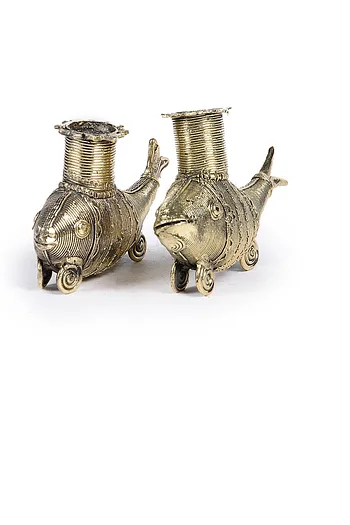 LIGHT BRASS CANDLE HOLDER